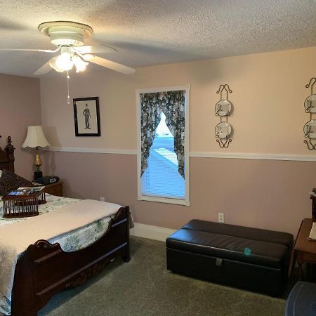 Emerald Necklace Inn Bed And Breakfast Lakewood Buitenkant foto