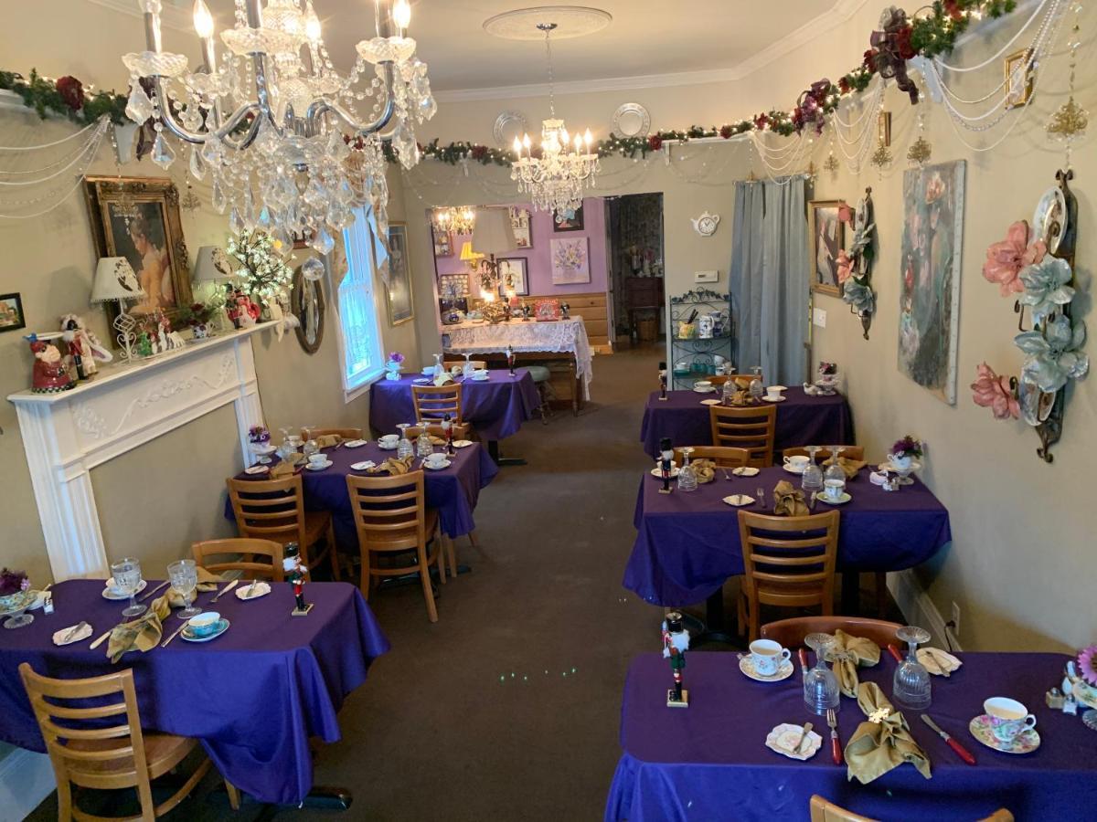 Emerald Necklace Inn Bed And Breakfast Lakewood Buitenkant foto